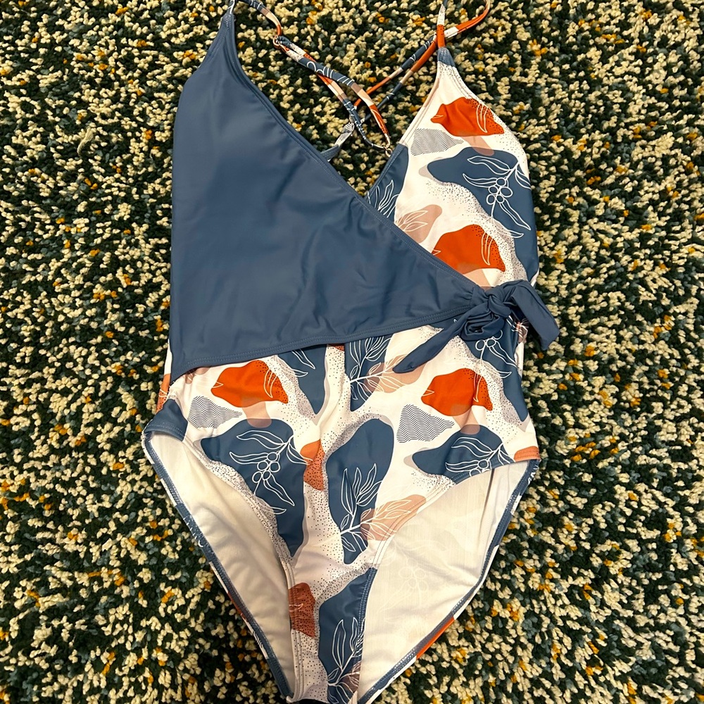 One piece swimsuit